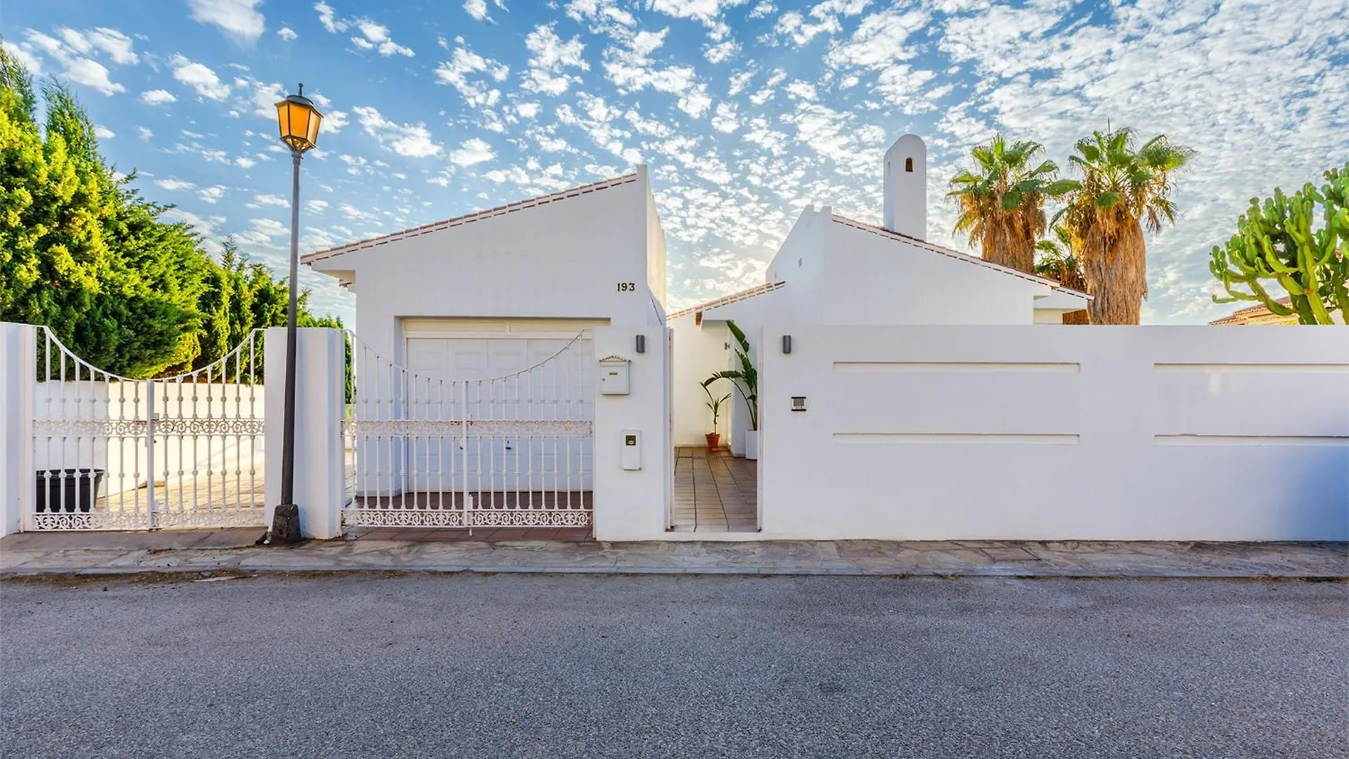 A&N Rivera Casa Blanca Velez Malaga